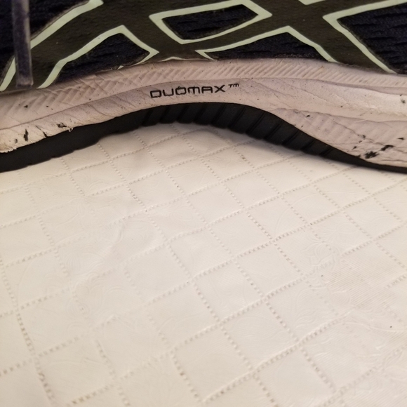 ASICS GT-1000 9 GS Womens running shoes sneakers US 6 EUR 39 24.5cm - Picture 9 of 9